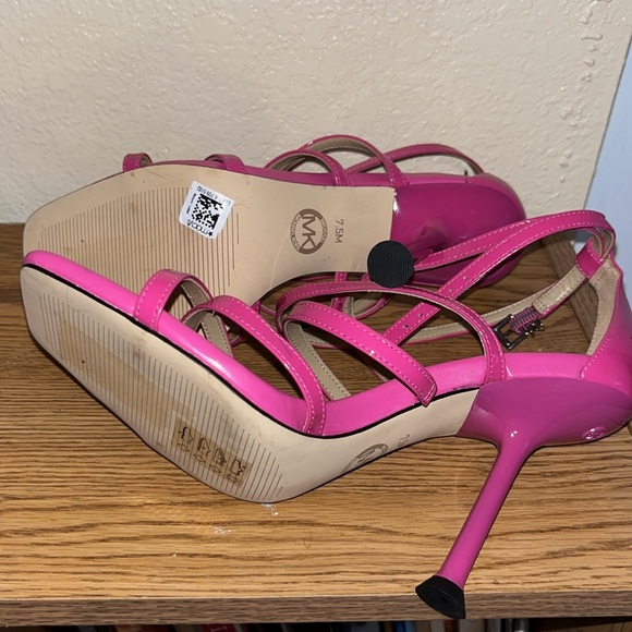 New Michael Kors pink strap heels - size 7.5 - Picture 4 of 7